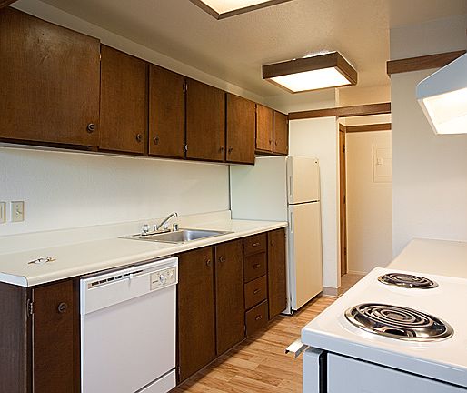 2nd image of 12400 28th Ave S #80
