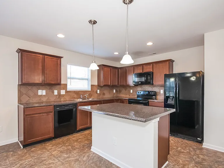 5437 Twin Brook Dr — Photo 8
