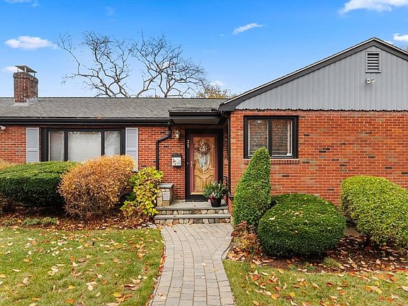 4th image of 35 Alden Rd