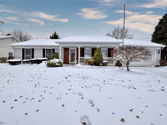 2nd image of 6764 Waterford Ln #U