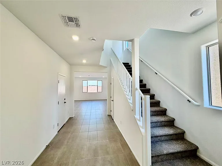 5956 Miller Ln — Photo 2