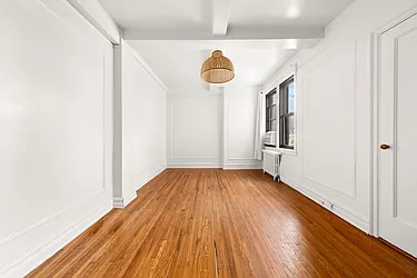 457 West 57th Street, #1501