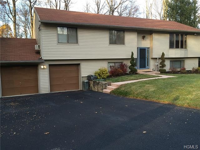 1st image of 380 Chestnut Ct