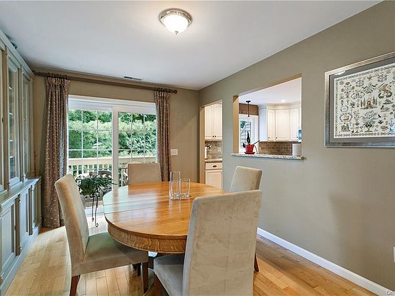 5th image of 6101 Bayberry Ct