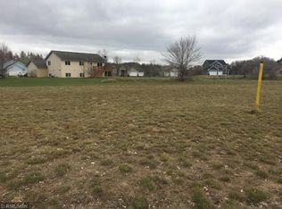 1523 35th Ave SW, Cambridge, MN 55008