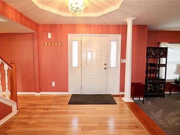 4th image of 7439 Dogwood Ct