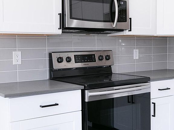3rd image of 4320 N 27th St #Rb2gvk2qy