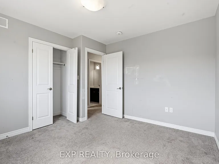 15 Bowman Cres — Photo 25