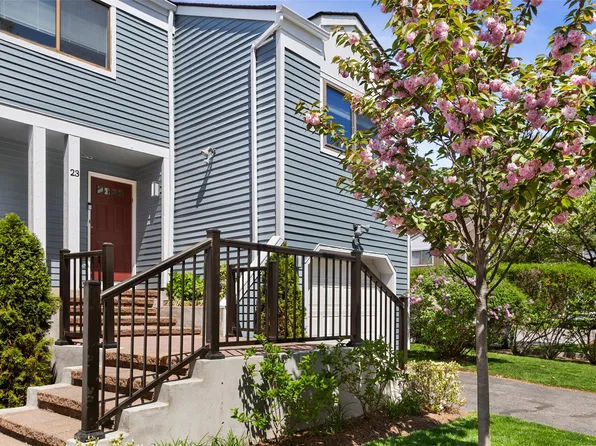 23 Top Of The Ridge Ridge #A8, Mamaroneck, NY 10543