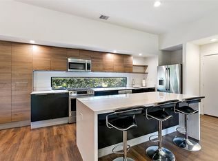 2214 Francis St, Houston, TX 77004