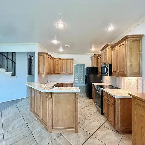 5102 NE Haddington Pl — Photo 5