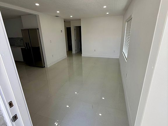 3rd image of 7312 SW 22nd St