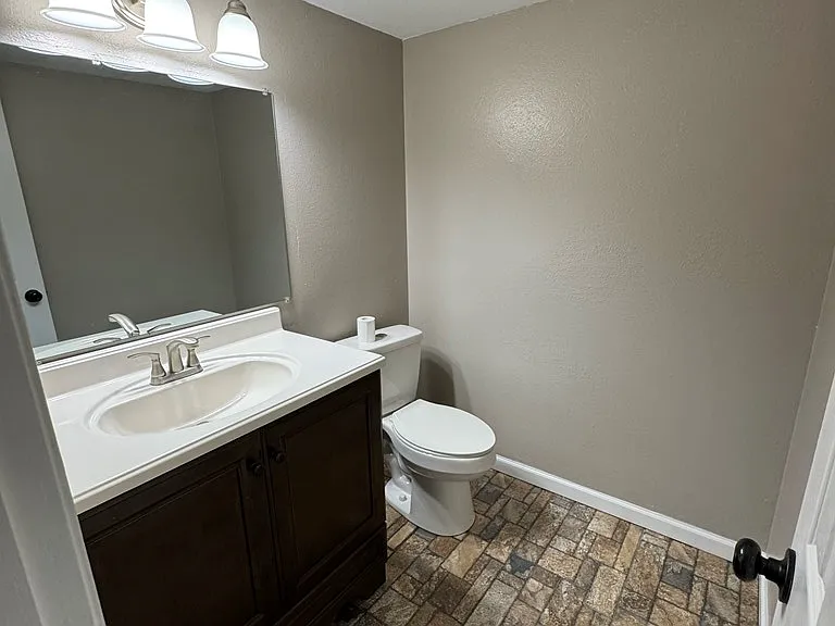 1318 Harless Ave — Photo 12