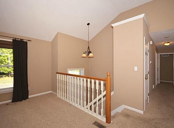 3rd image of 8608 NW Crawford Ave