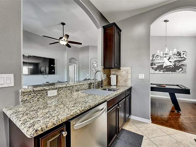 7514 Forest Mere Dr — Photo 13