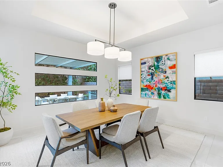 75 Pristine Glen St — Photo 18