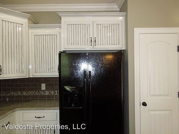 5th image of 3851 Napa Dr
