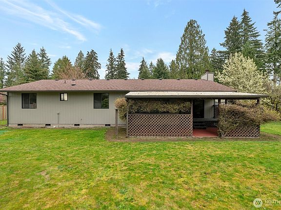 3rd image of 2932 Fordham Court SE