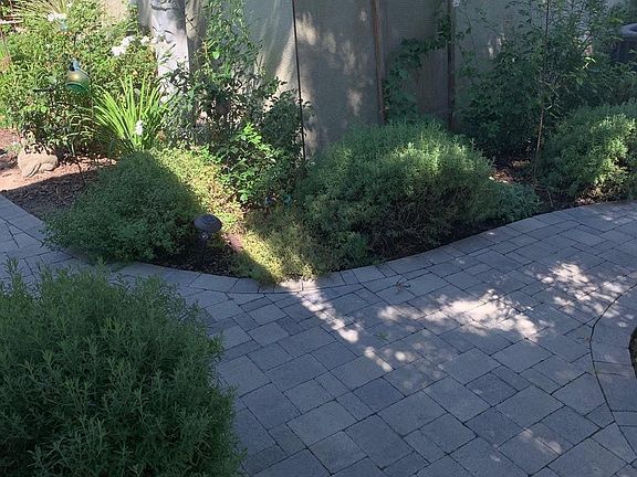 5th image of 8819 Canterbury Ave