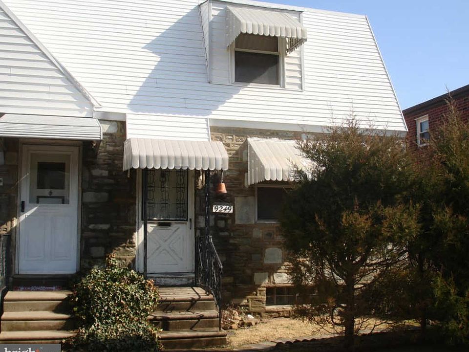 2nd image of 9249 Lansford St