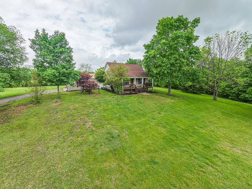 1st image of 4923 Ash Hill Rd