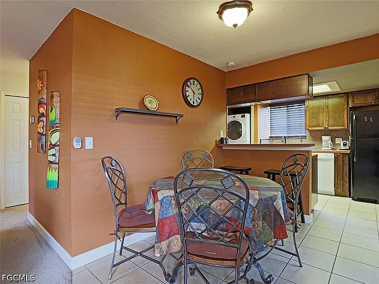 5804 Newfoundland Cir #1 — Photo 8
