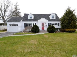 149 N Herman Ave, Bethpage, NY 11714