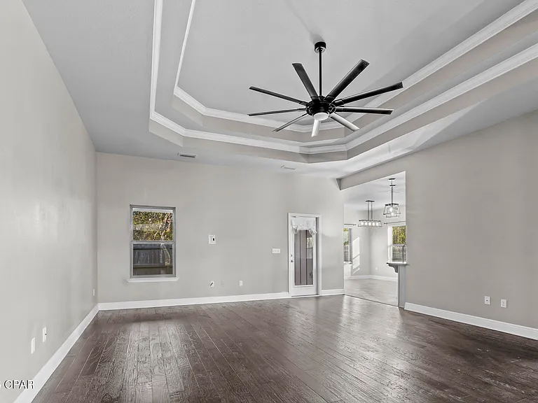 804 Buoy Ct — Photo 9