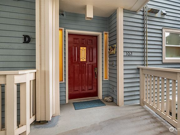 5th image of 651 SE Bayshore Drive #D102