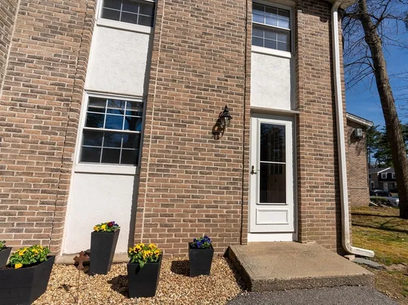 75 Sandy Pond Rd Unit 6, Ayer, MA 01432