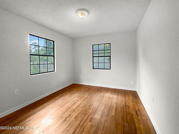 5th image of 12688 DEEDER Lane