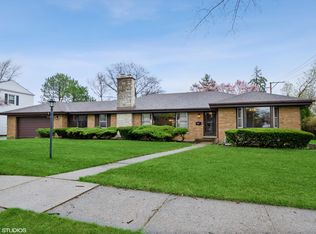 610 Ottawa Ave, Park Ridge, IL 60068