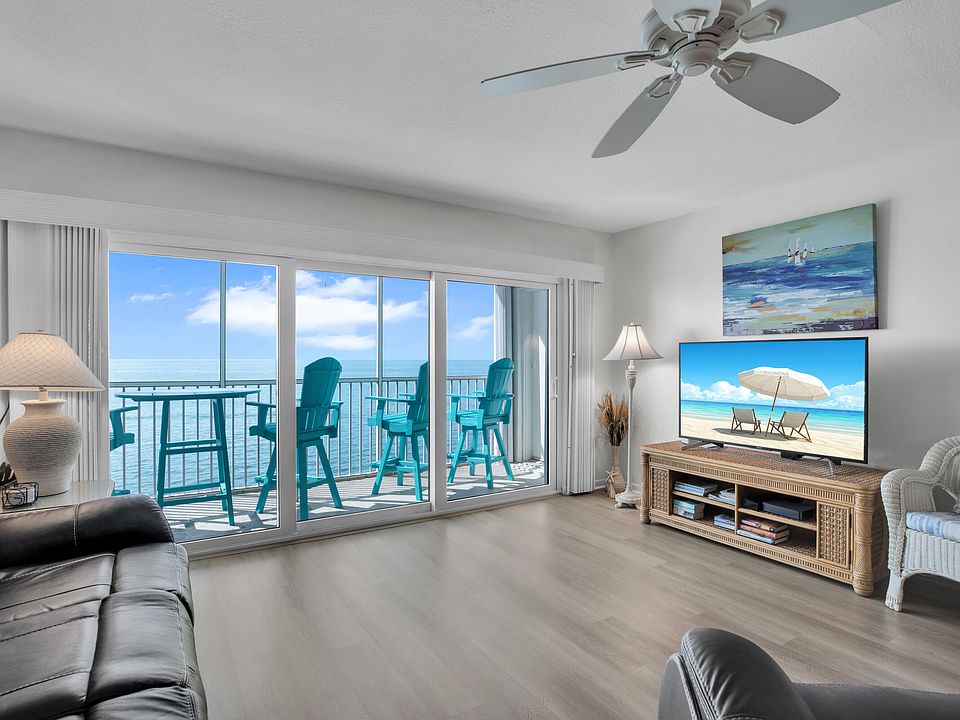 1st image of 135 Coco Plum Dr APT 4B