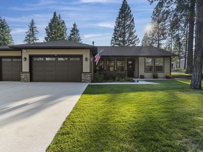 18 Sans Souci Dr, Blanchard, ID, 83804