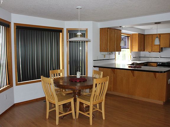 5th image of 4906 NE 101st Cir