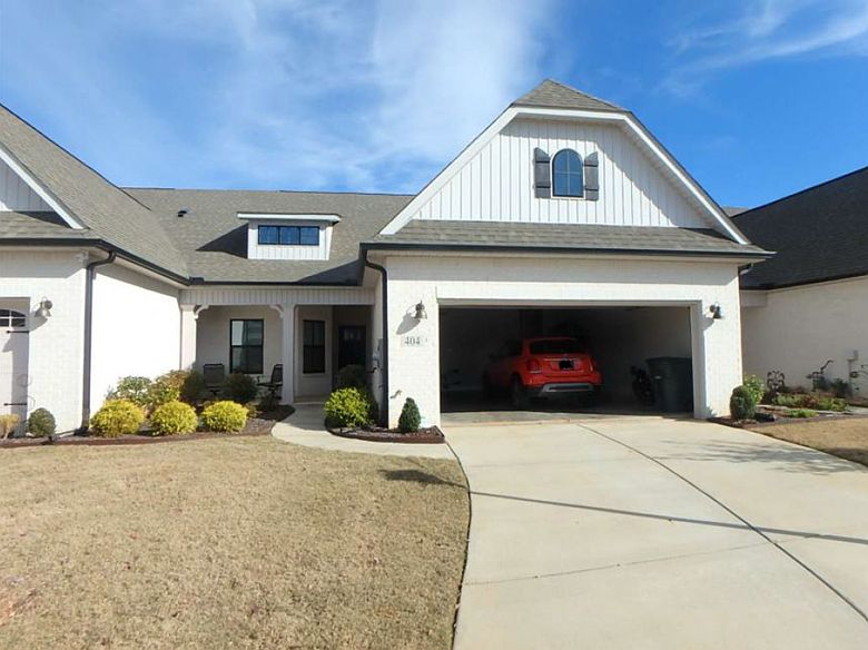 Front exterior
2 car garage
