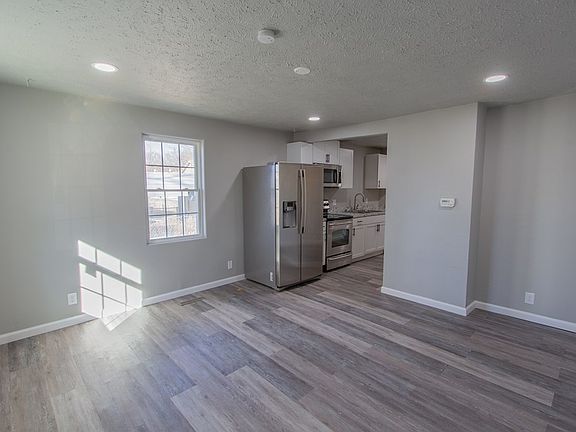4th image of 209/211 2nd St