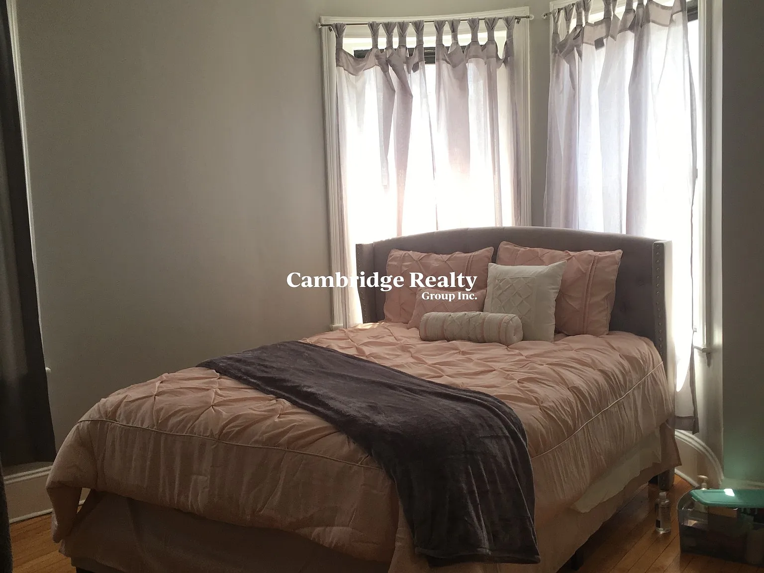 2 bed, 1.0 bath, 765 sqft, $2,800 — Photo 4