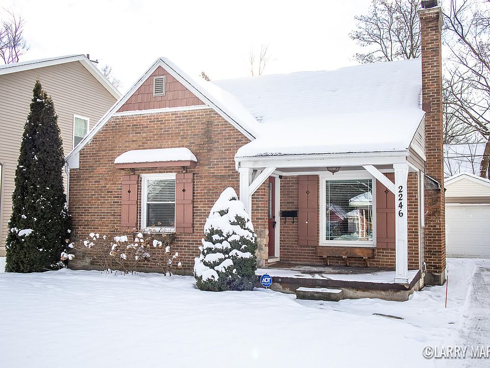 1st image of 2246 Estelle Dr SE