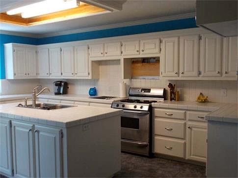5th image of 117 Zinnia St