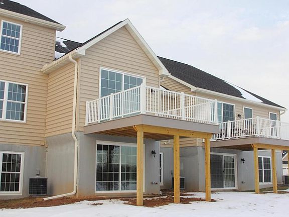 3rd image of 177 Copperstone Ct #94