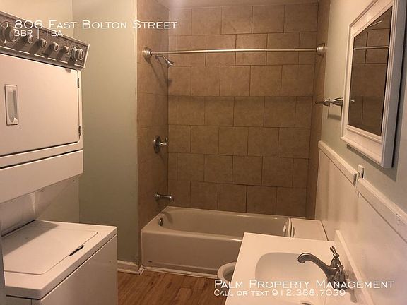 3rd image of 806 E Bolton St