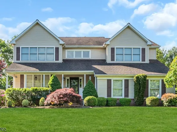 11 Wesley Rd, Hillsborough Twp., NJ 08844