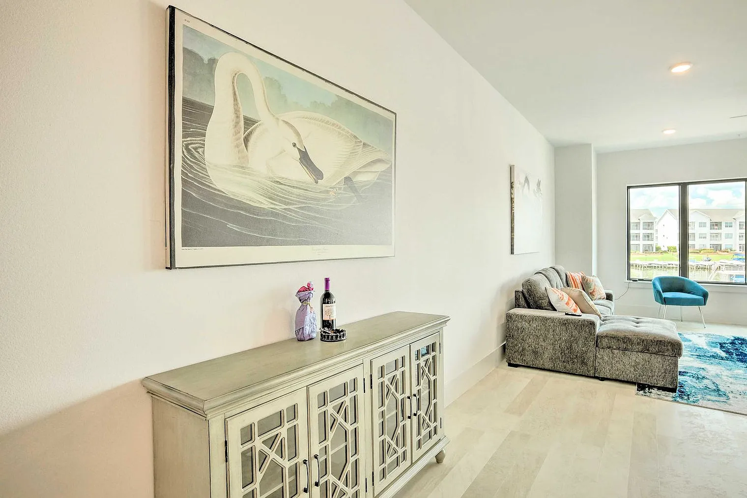 3 bed, 3.0 bath, 1872 sqft, $8,451 — Photo 3