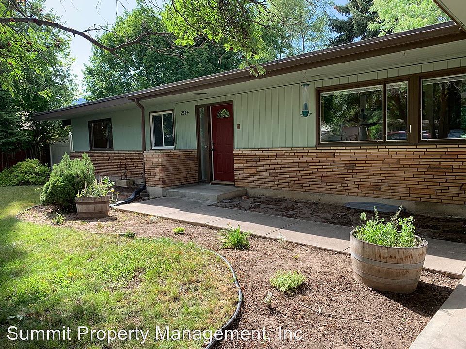 1st image of 2344 Cloverdale Dr