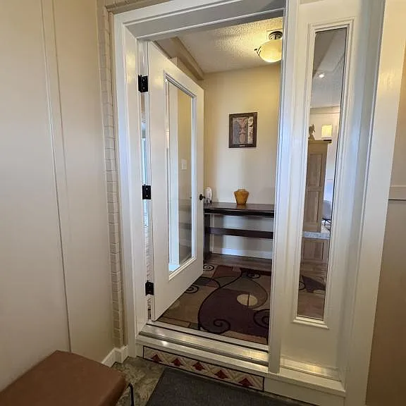 1617 Winne Ave — Photo 5
