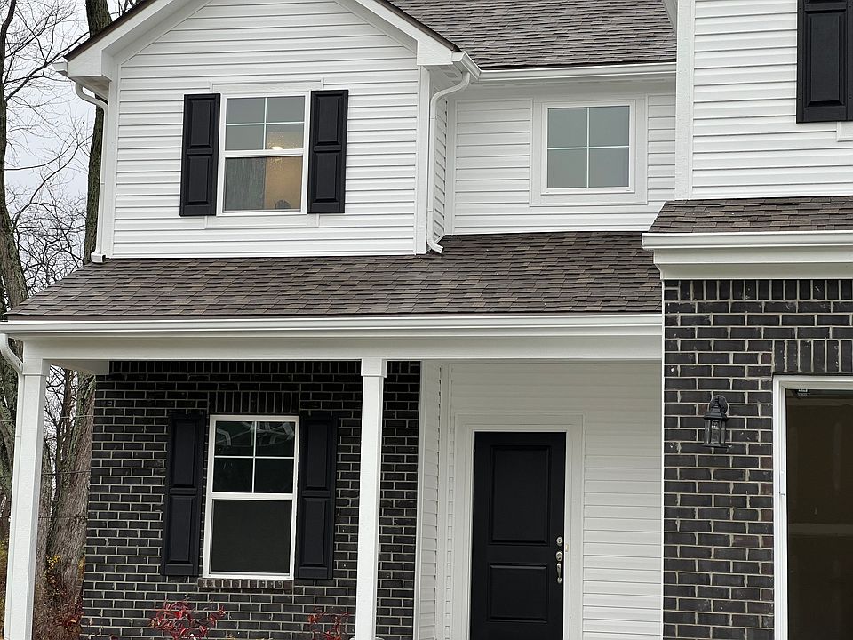 2nd image of 2922 Ruby Blvd