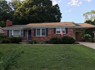 115 Forestdale Dr, Taylors, SC 29687