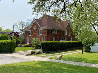 402 N Main St, Canandaigua, NY 14424