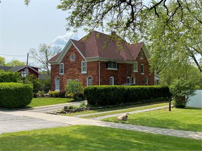 402 N Main St, Canandaigua, NY, 14424
